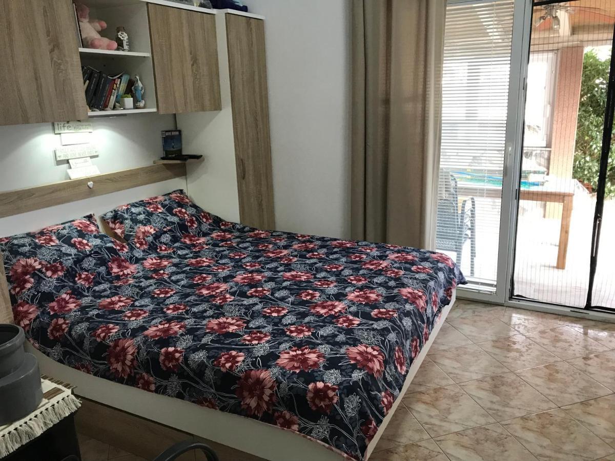 Botic Apartments Šilo Dış mekan fotoğraf