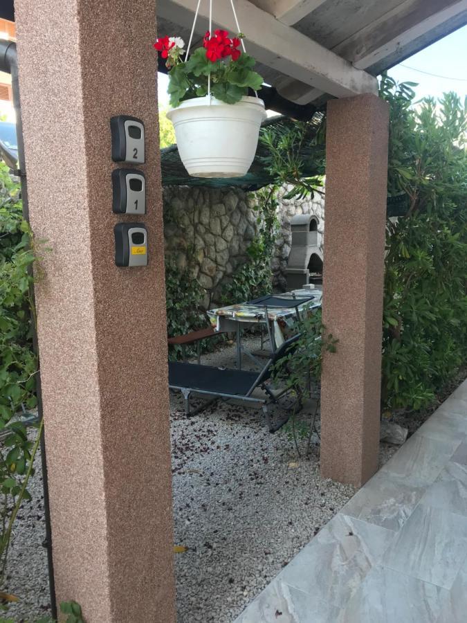 Botic Apartments Šilo Dış mekan fotoğraf